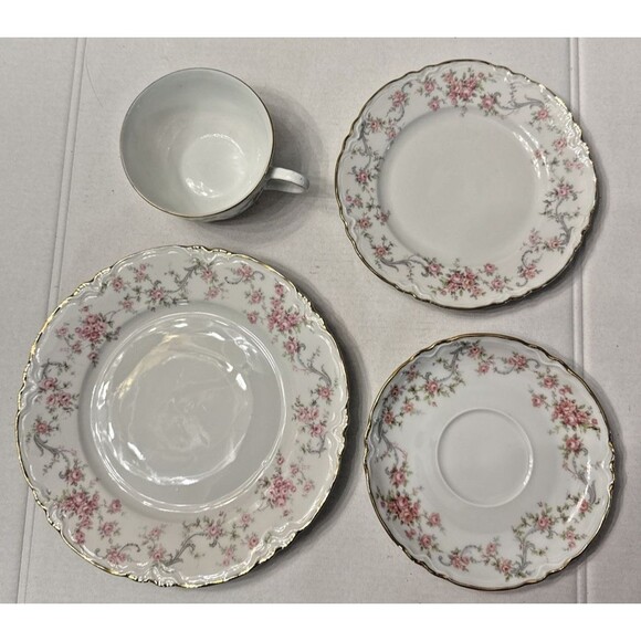 Hutschenreuther RICHELIEU Selb Pasco Pink Floral 5 Piece Place Setting Vintage - Picture 4 of 8